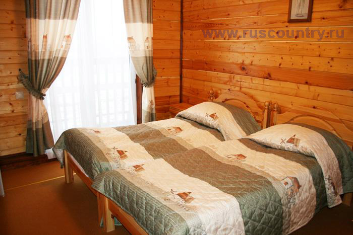 5-ти местный номер гостиницы у склона 'Горнолыжного клуба Леонида Тягачева', Подмосковье.