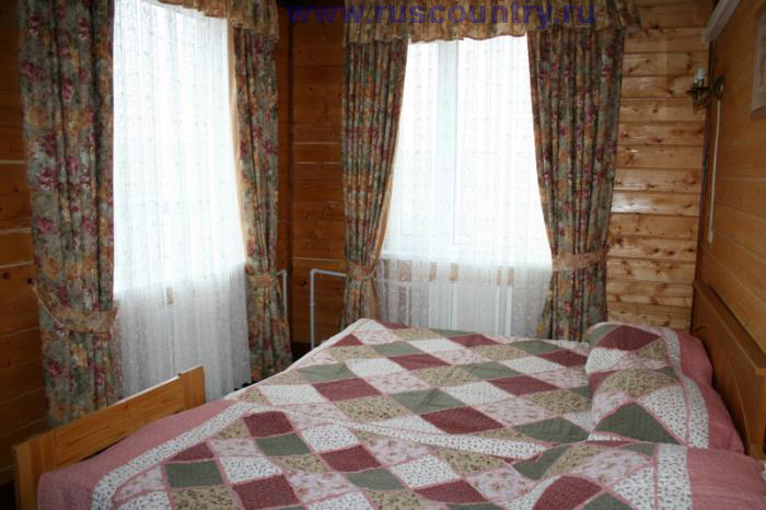 7-ти местный номер гостиницы у склона 'Горнолыжного клуба Леонида Тягачева', Подмосковье.