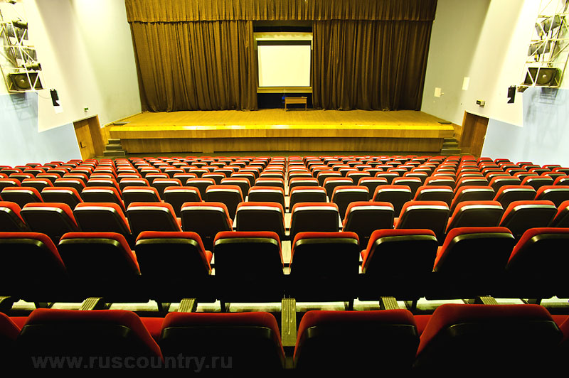 Концертный зал, Парк-отель 'Олимпиец', Подмосковье.
